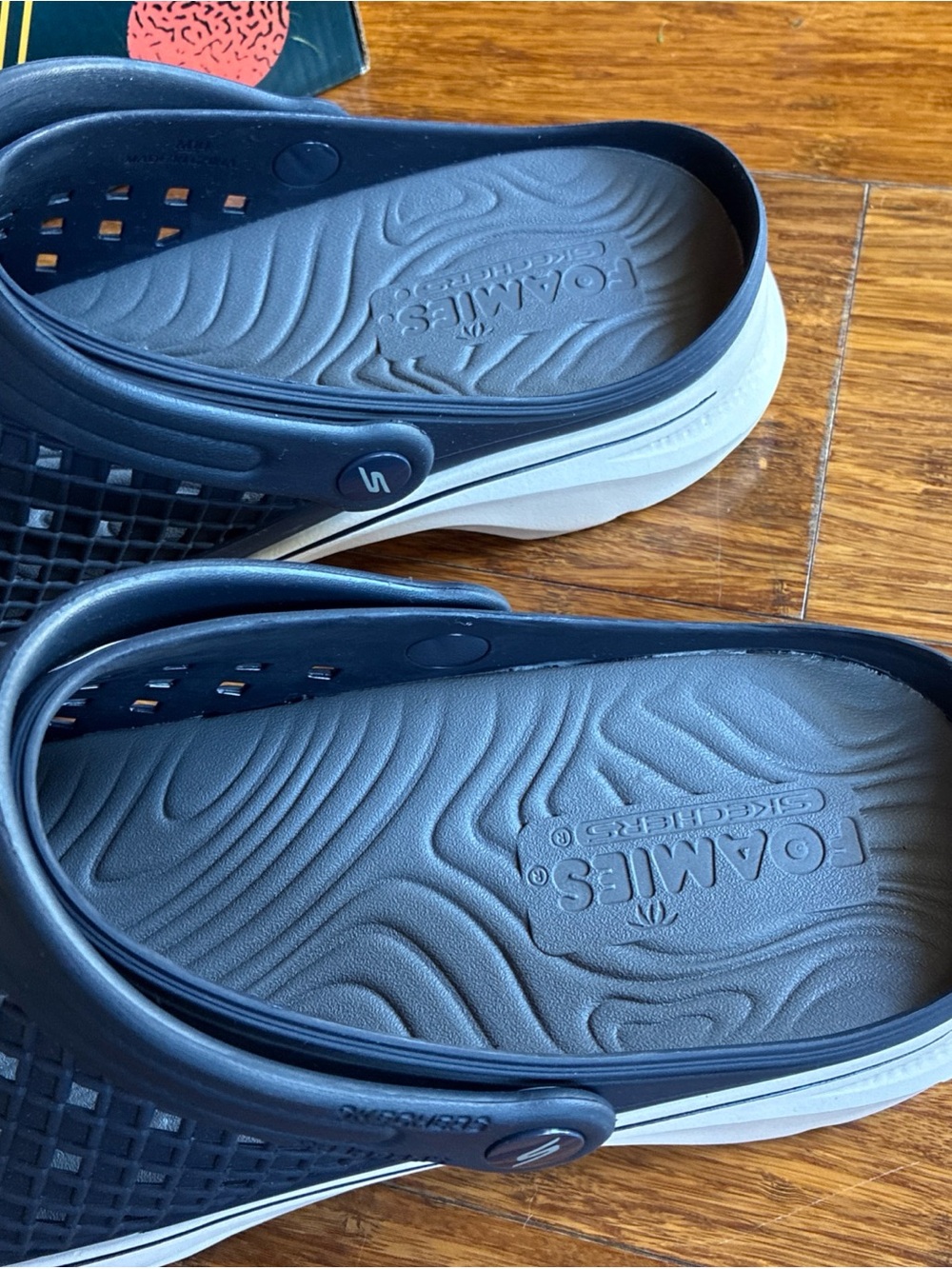 Sketchers Foamies Men’s 10 Clog Shoe New/Box - Picture 6 of 8